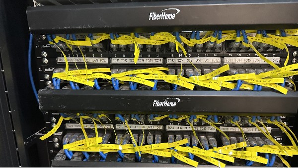 光纖跳線：被忽視的系統(tǒng)性能基石與智能運(yùn)維關(guān)鍵