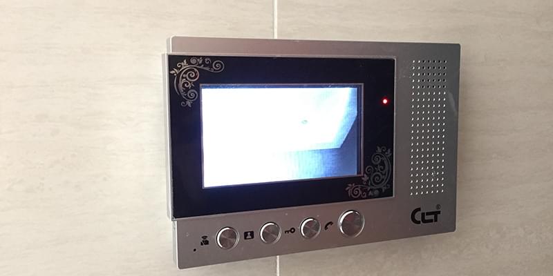 松湖豪庭(項目內容：停車場、刷卡門禁、安防監控、樓宇對講系統等）